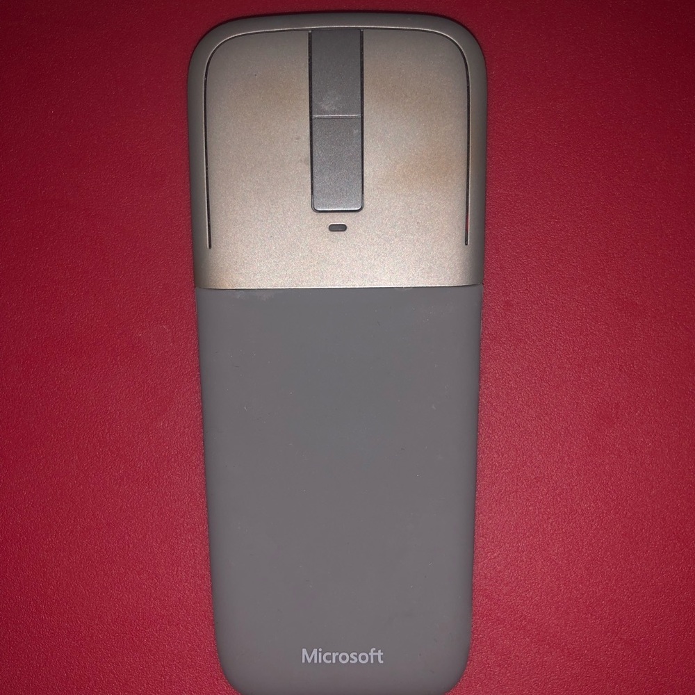 Used Microsoft Bluetooth Arc Mouse